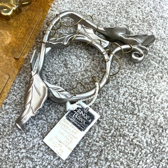 2 KIRSCH Drapery Curtain Scarf Holders, Silver Vine, Gorgeous, NEW - Picture 4 of 5